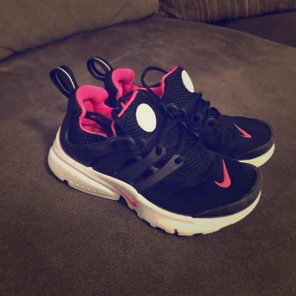 black and pink prestos